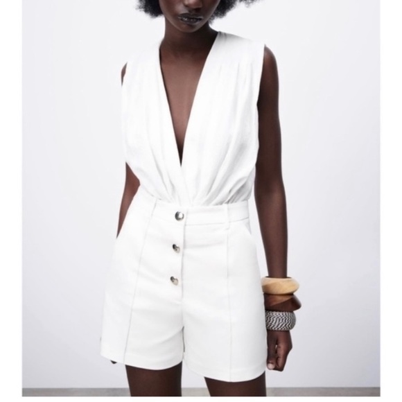 🐚 ZARA ELEGANT IVORY HIGH WAIST SHORTS! - Picture 10 of 10